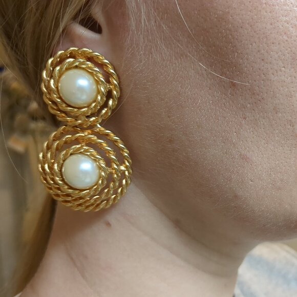 Vintage Gold-Tone and Faux Pearl Drop Earrings - Picture 10 of 11